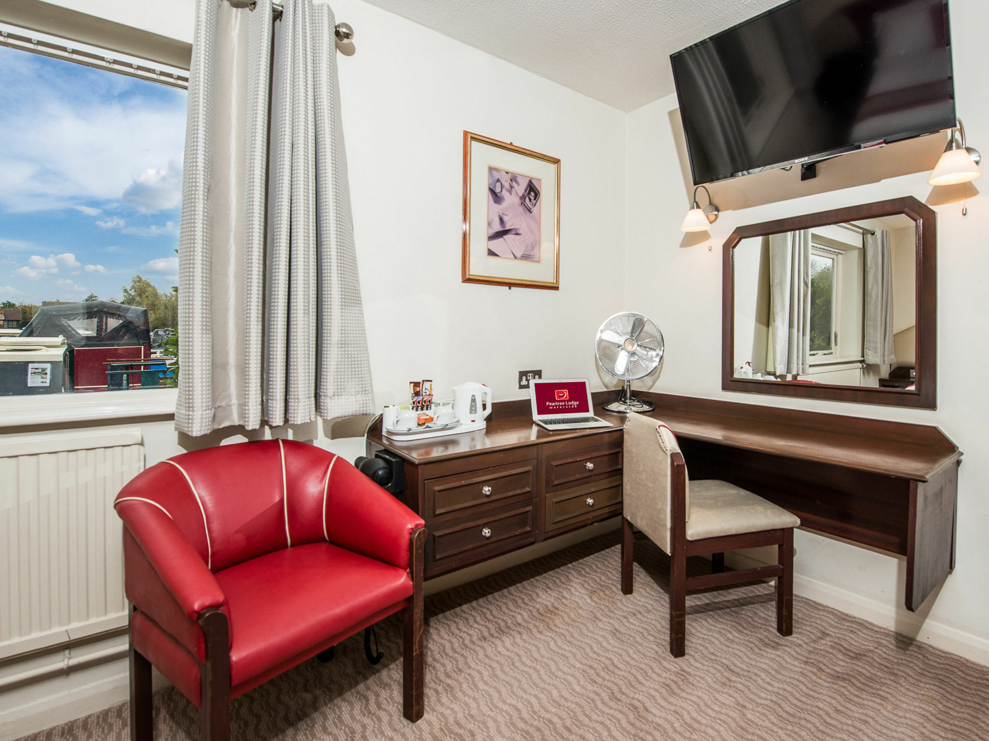 Peartree Lodge Waterside Milton Keynes Extérieur photo