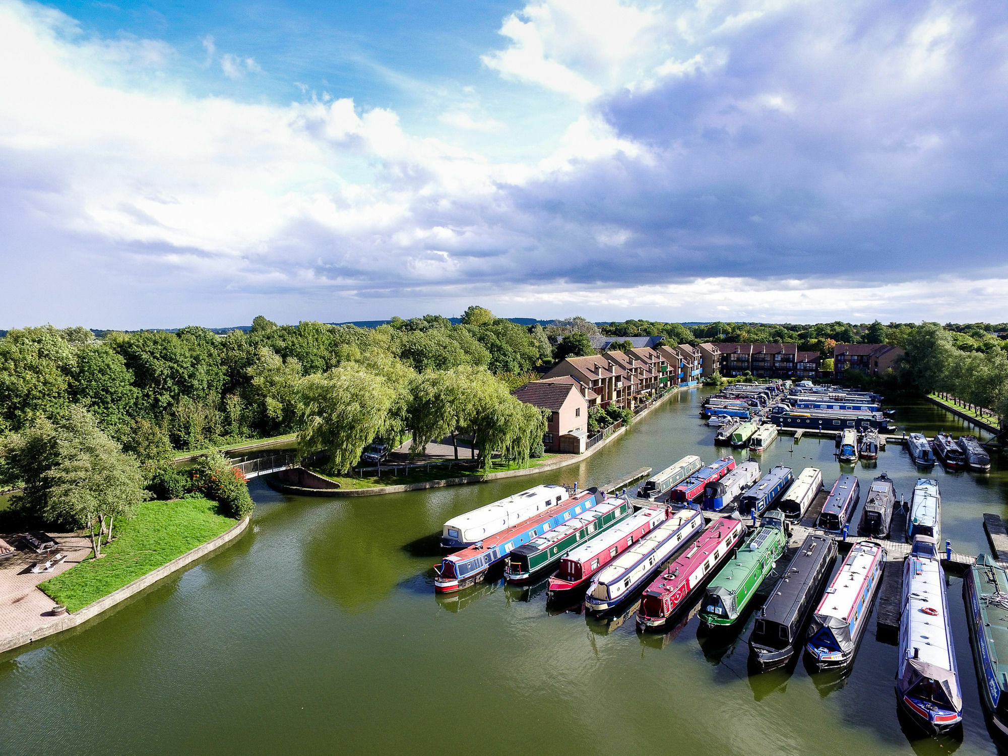 Peartree Lodge Waterside Milton Keynes Extérieur photo