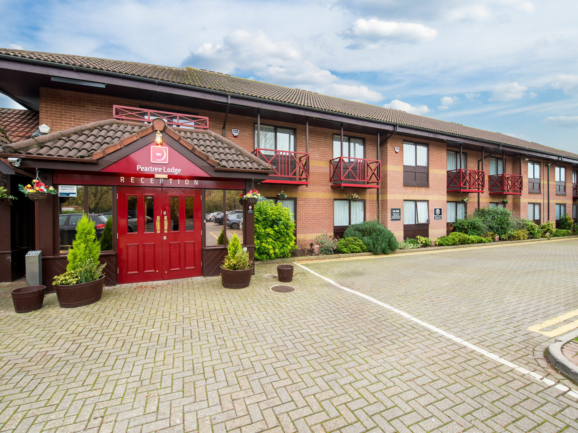Peartree Lodge Waterside Milton Keynes Extérieur photo